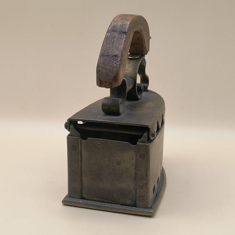 Stare żelazko miniatura