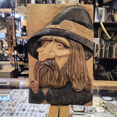 Płaskorzeźba drewniana - góral