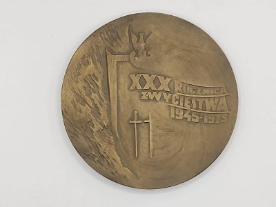 Medal PRL - XXX ROCZNICA ZWYCIĘSTWA 1945-1975