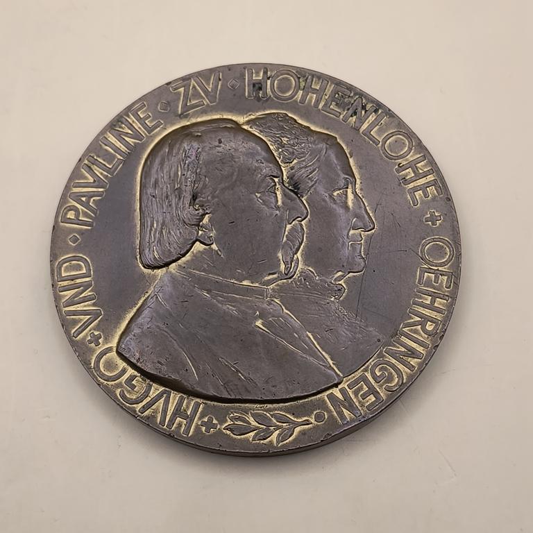 XIX-wieczny niemiecki medal pamiątkowy wybity z okazji złotych godów księcia Hugona zu Hohenlohe-Öhringen  1897