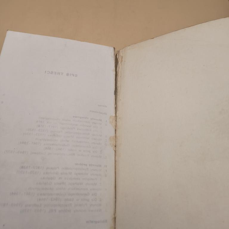 "Ilustrowany katalog monet polskich 1916-1977"