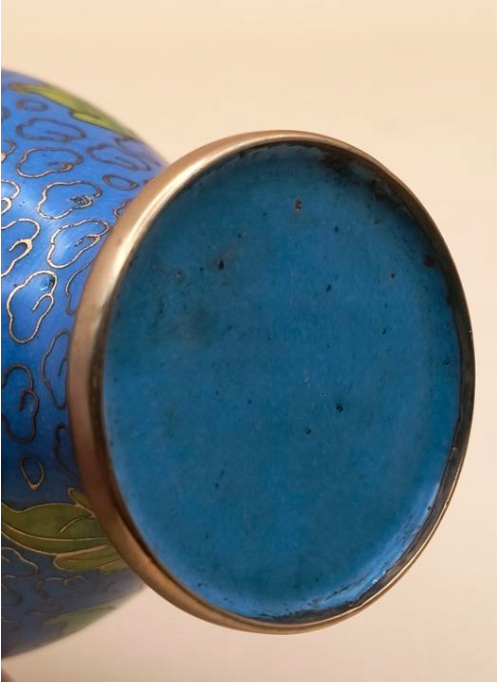Wazon niebieski z emalią cloisonne – Chiny, XX wiek