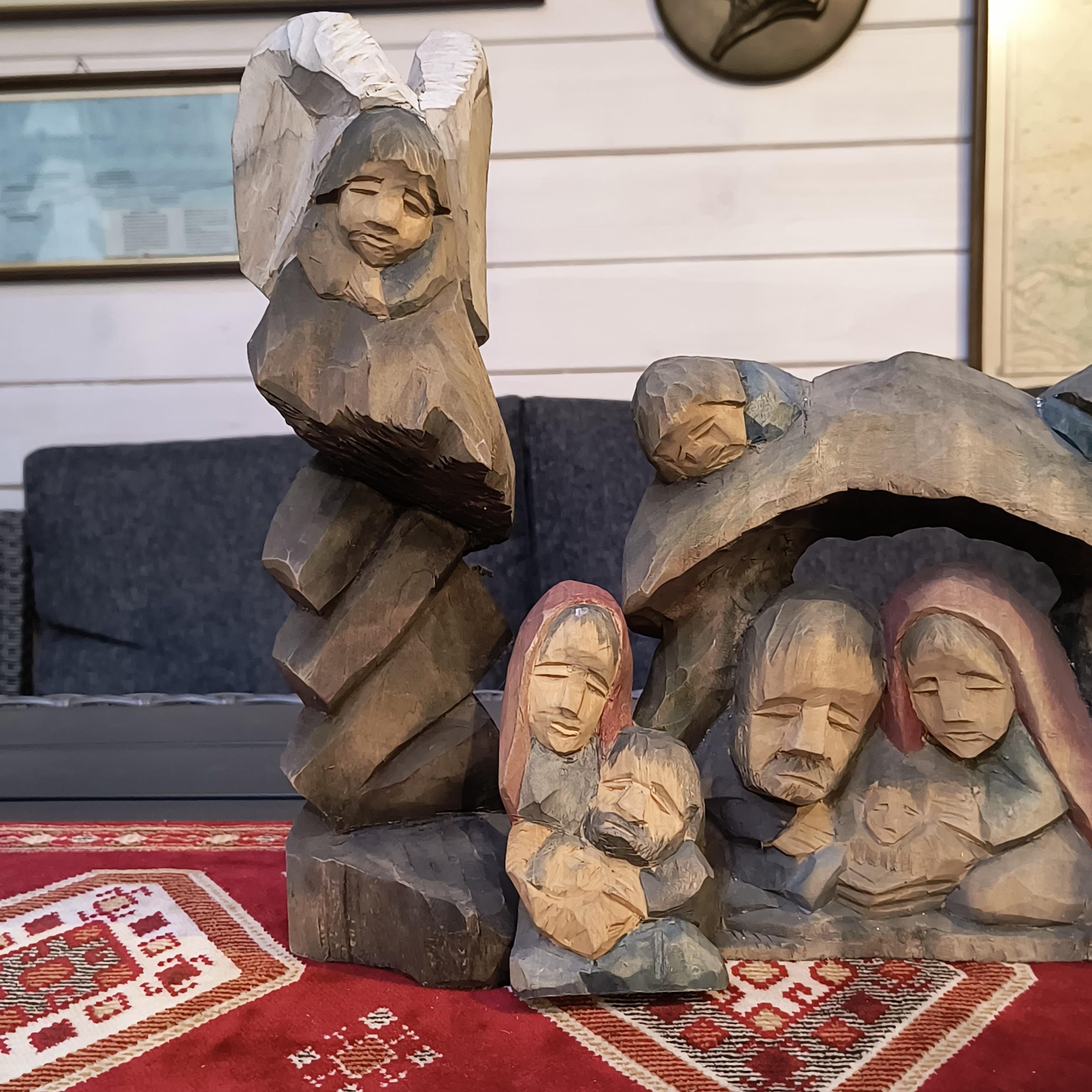 Szopka bożonarodzeniowa autorstwa Sławomira Prokopiuka.