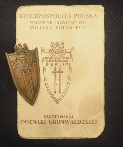 Odznaka Grunwaldu wraz z legitymacją 1946 r.