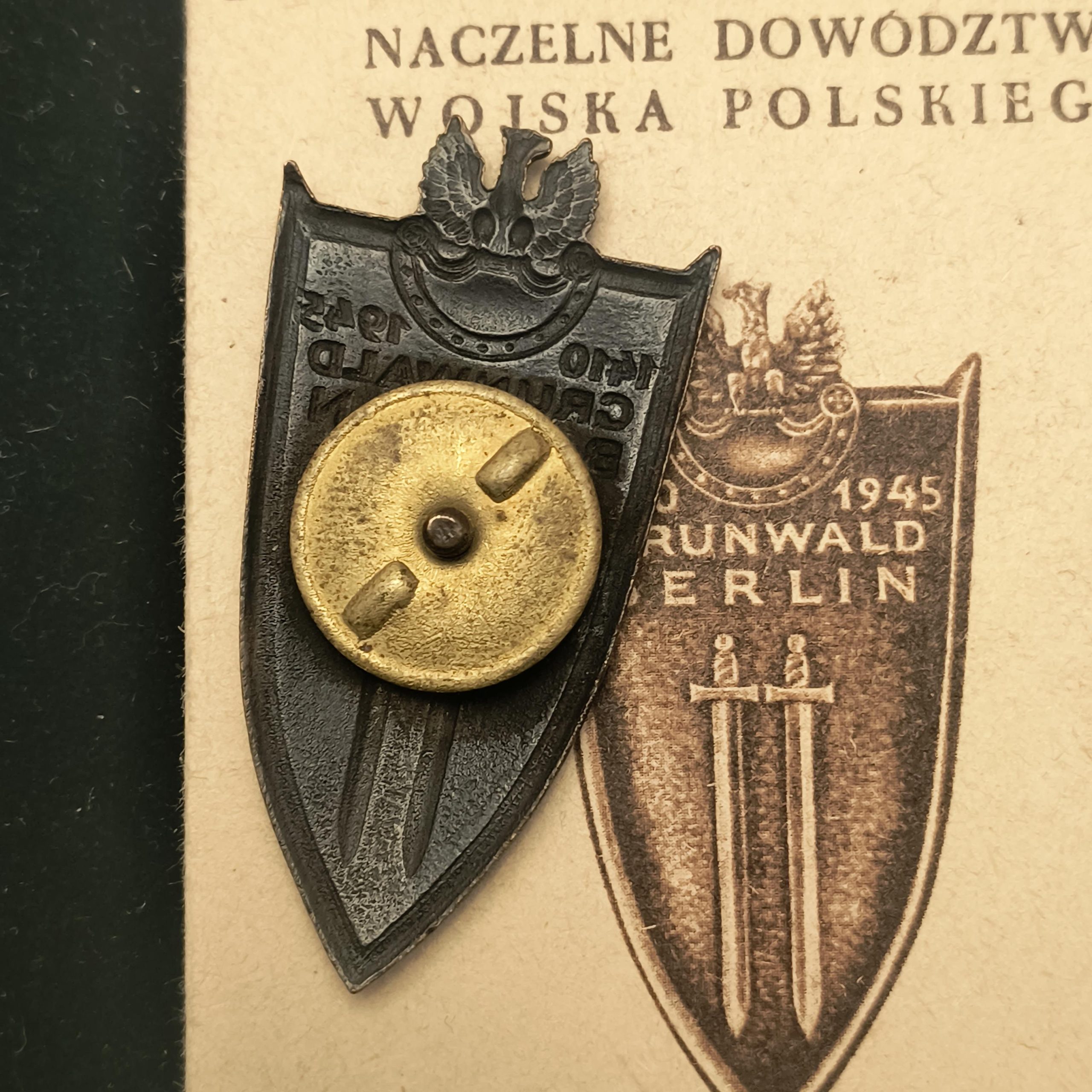 Odznaka Grunwaldu wraz z legitymacją 1971 r.