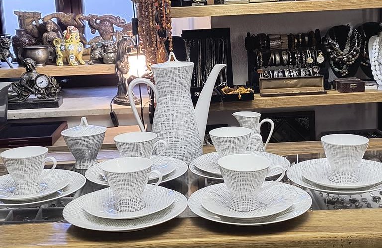 Serwis porcelanowy do kawy, z niemieckiej wytwórni Rosenthal, lata 50-te