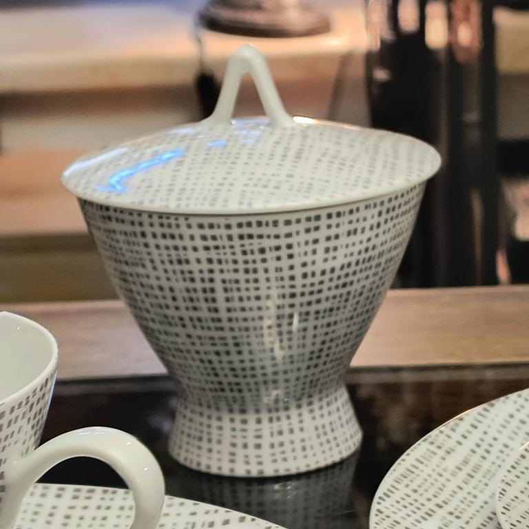 Serwis porcelanowy do kawy, z niemieckiej wytwórni Rosenthal, lata 50-te