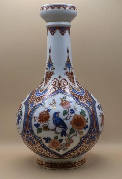 Wazon porcelanowy - Kaiser Porzellan z serii „Ming”