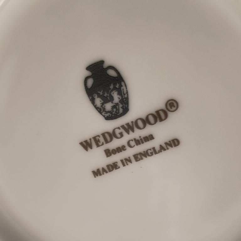 Porcelanowe puzderko-cukiernica Wedgwood