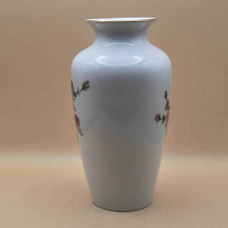 Wazon porcelanowy KPM - róże