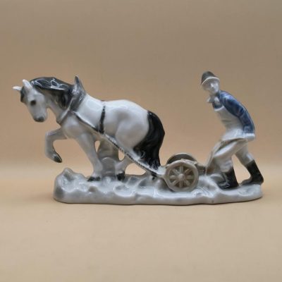 Figurka porcelanowa oracz-Wallendorf
