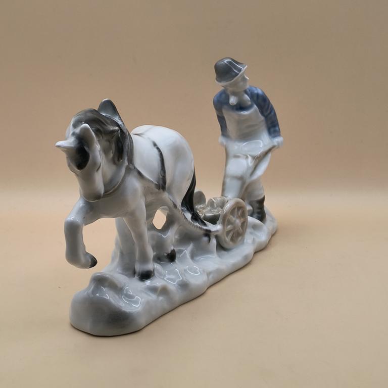 Figurka porcelanowa oracz-Wallendorf